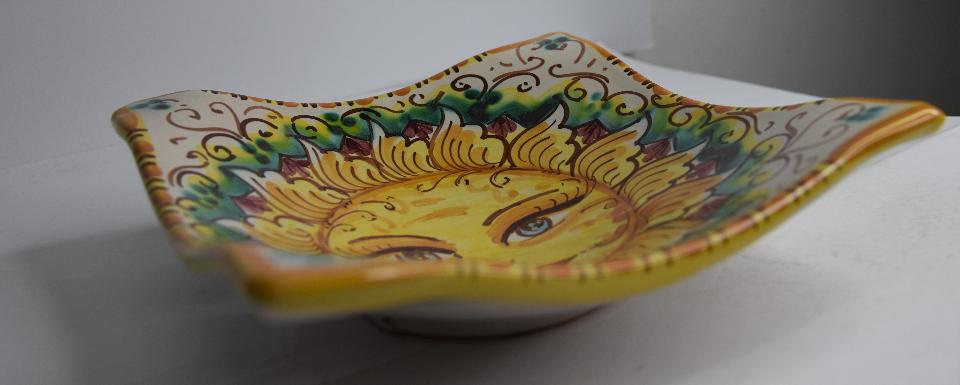 Svuota tasche/Porta caramelle in ceramica Produzione artigianale di Caltagirone 21 x 21