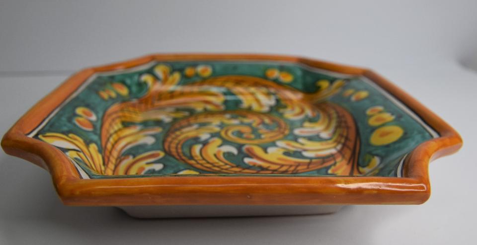 Svuota tasche/Porta caramelle in ceramica Produzione artigianale di Caltagirone 22 x 22