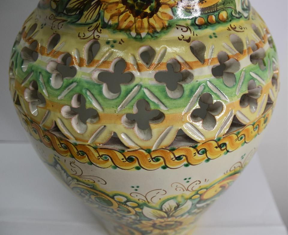Porta ombrelli traforato smerlato decoro girasoli giallo e verde Produzione artigianale di Caltagirone h.50cm