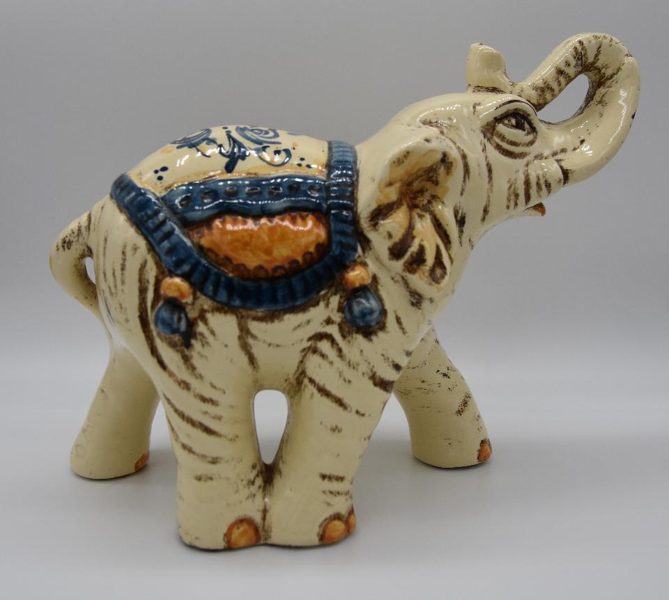 Elefante in ceramica Produzione artigianale di Caltagirone h.15 cm