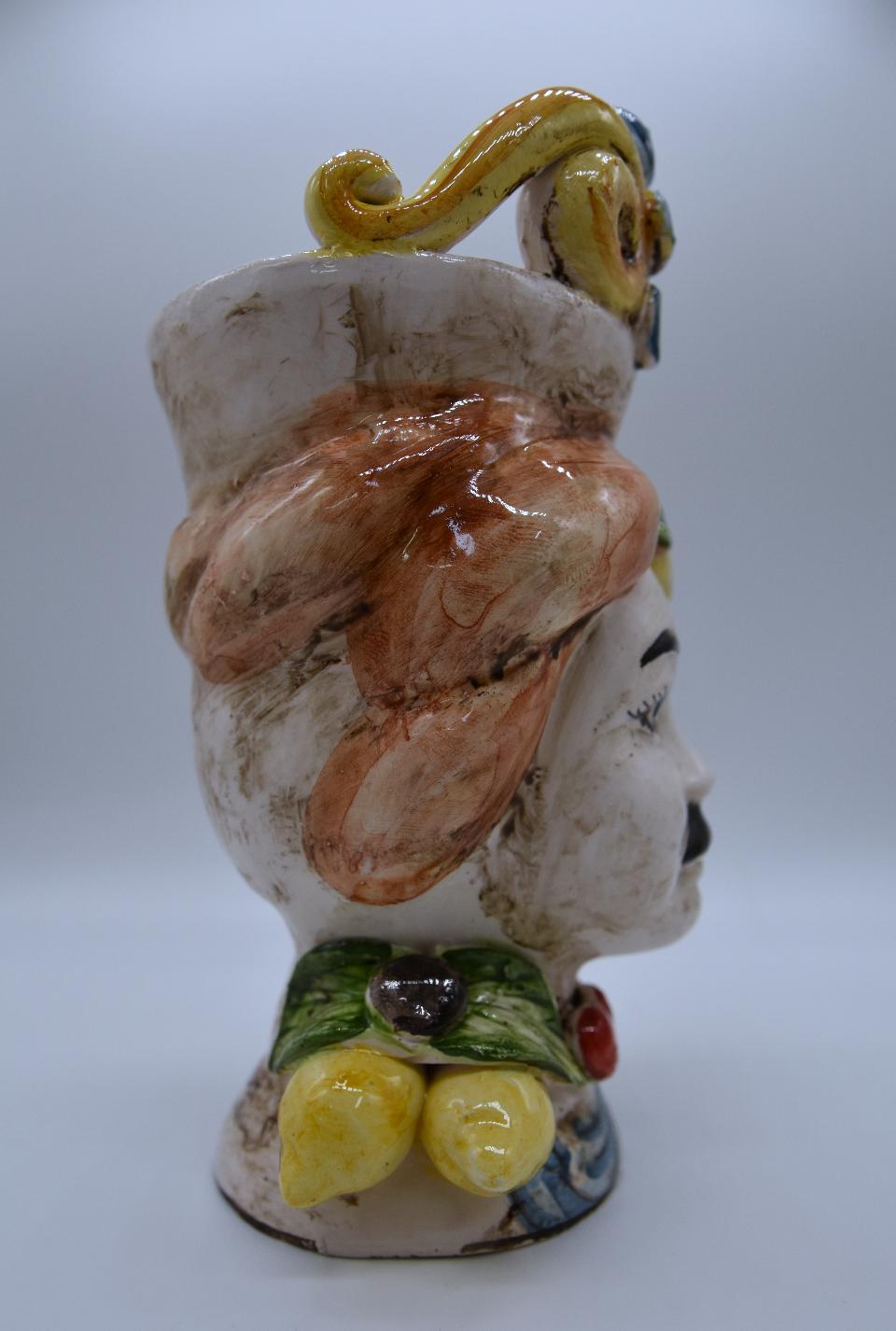 Coppia teste di moro con frutta Produzione artigianale di Caltagirone h.15 cm