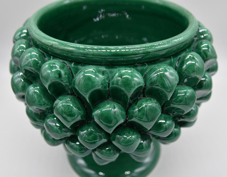 Mezza pigna h.15 cm verde ramino vaso porta pianta Produzione artigianale di Caltagirone con alzata