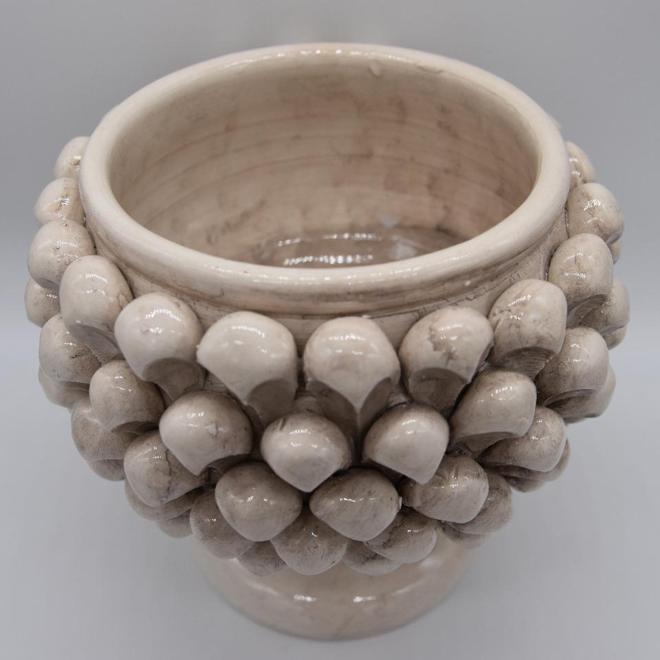 Mezza pigna h.15 cm bianco antico vaso porta pianta Produzione artigianale di Caltagirone con alzata