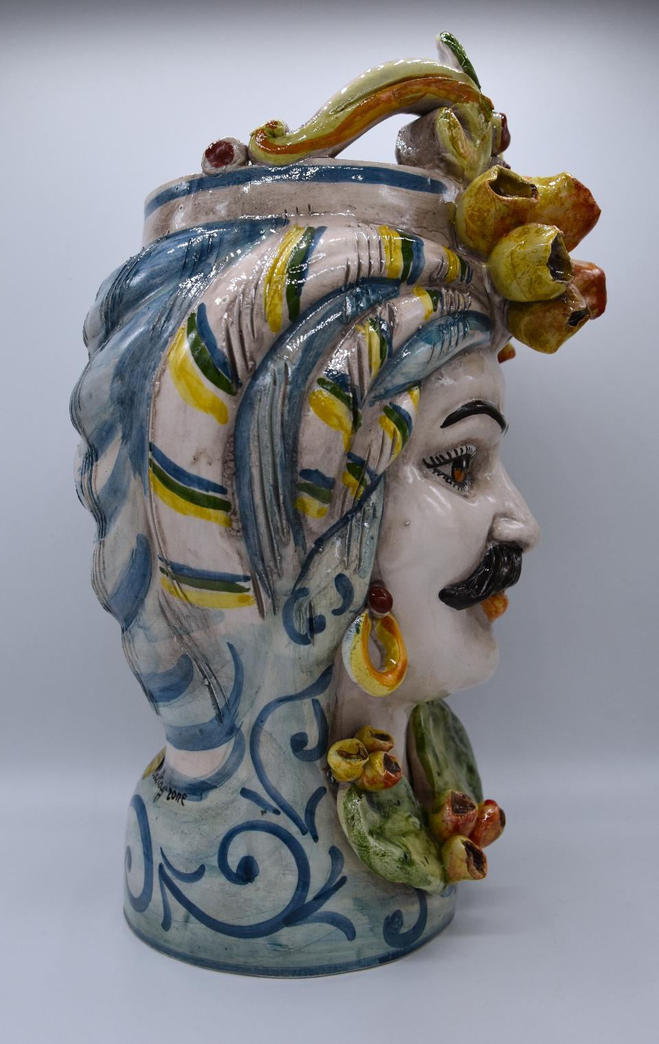 Coppia teste di moro con fichi d'india h.30 cm Produzione artigianale di Caltagirone decorate