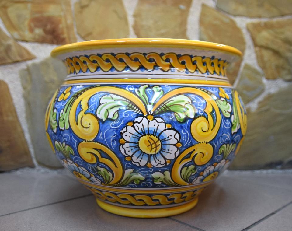 Portavaso cachepot in ceramica  Produzione artigianale di Caltagirone  Diametro 30cm