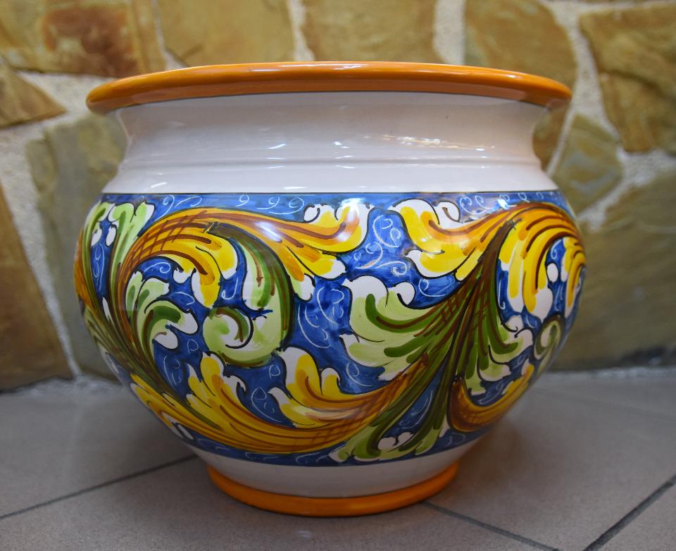 Portavaso cachepot decoro ornato fondo blu in ceramica siciliana Produzione artigianale di Caltagirone Diametro 30cm