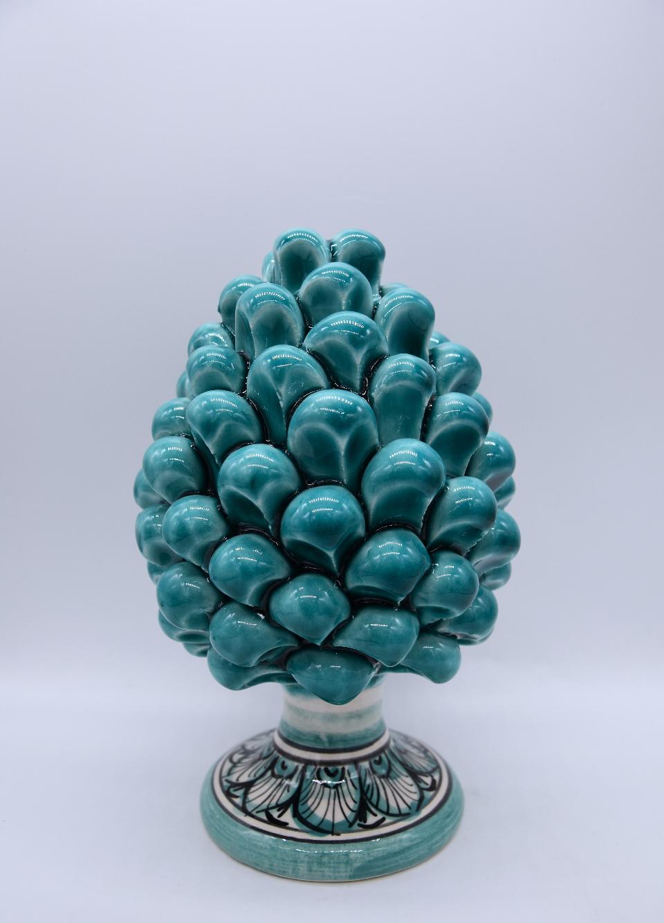 Pigna siciliana in ceramica verde acqua con base decorata Produzione artigianale di Caltagirone h.15cm