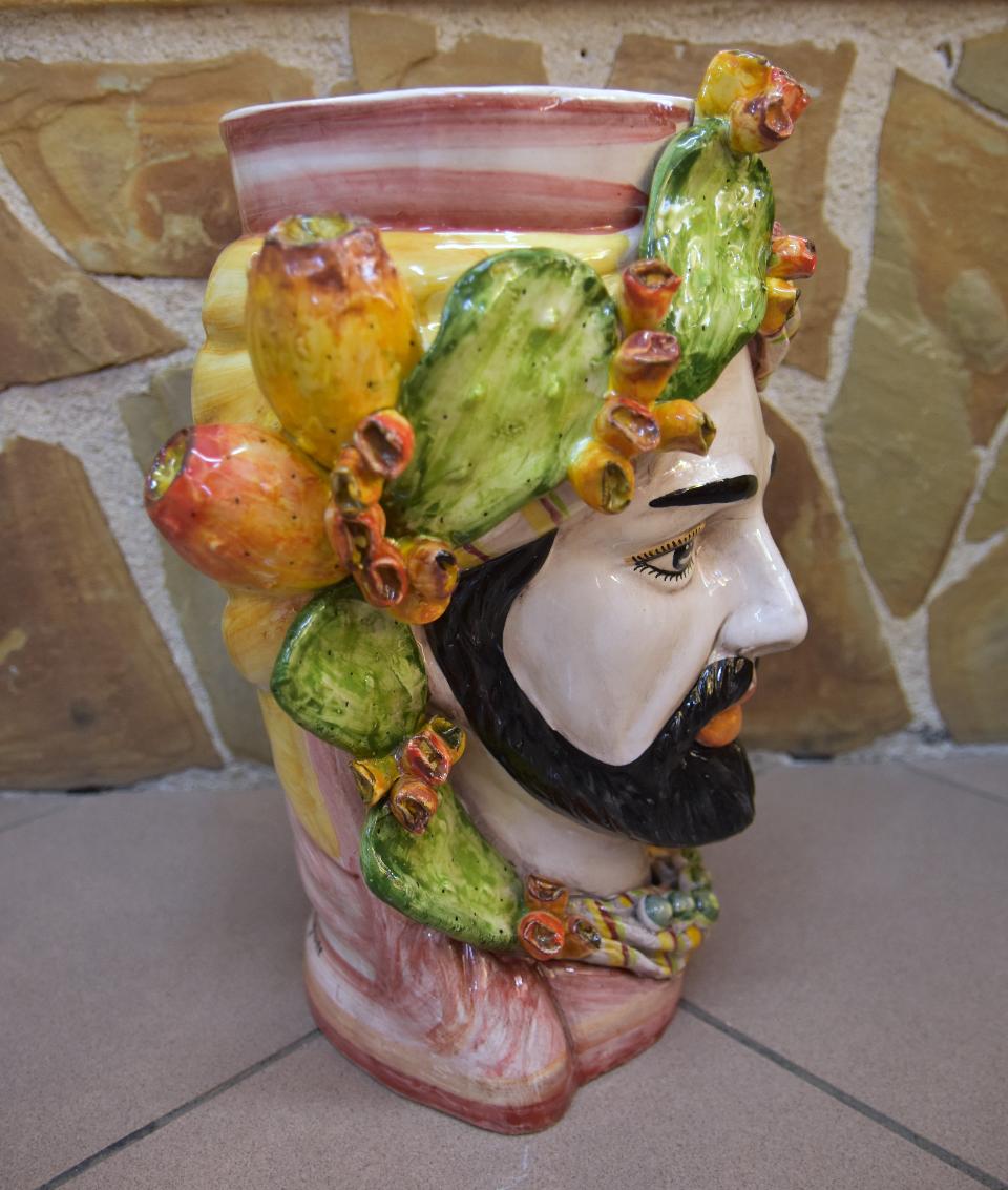 Coppia Teste di moro con fichi d'india h.40cm Produzione artigianale di Caltagirone decorate