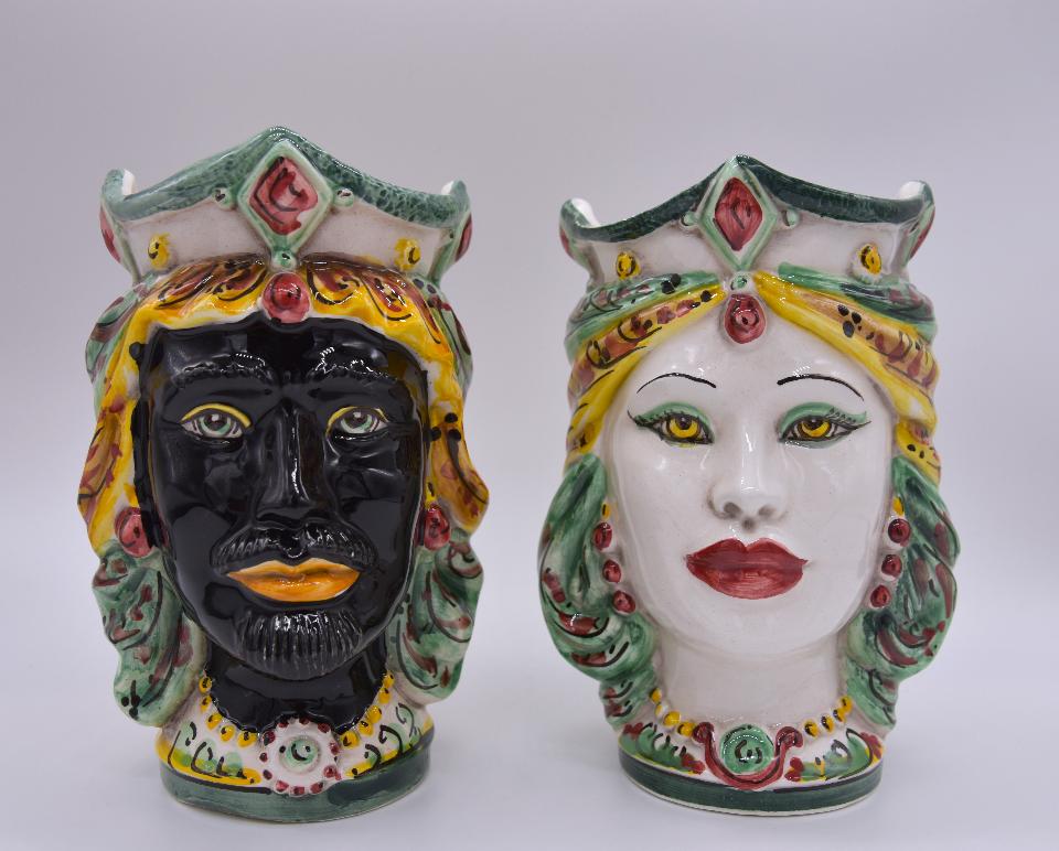 Teste di moro modello gioiello decoro seicento verde e giallo Produzione artigianale di Caltagirone h.15cm