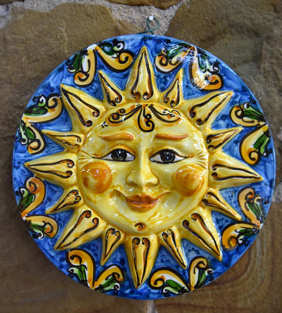 Sole in ceramica da parete Produzione artigianale di Caltagirone diametro 30cm