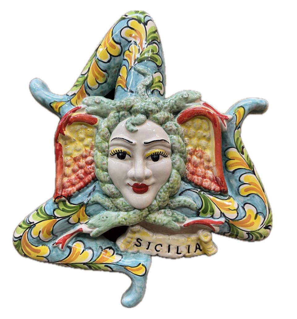 Trinacria decoro barocco lungezza 22cm Produzione artigianale Santo Stefano di Camastra H 30cm