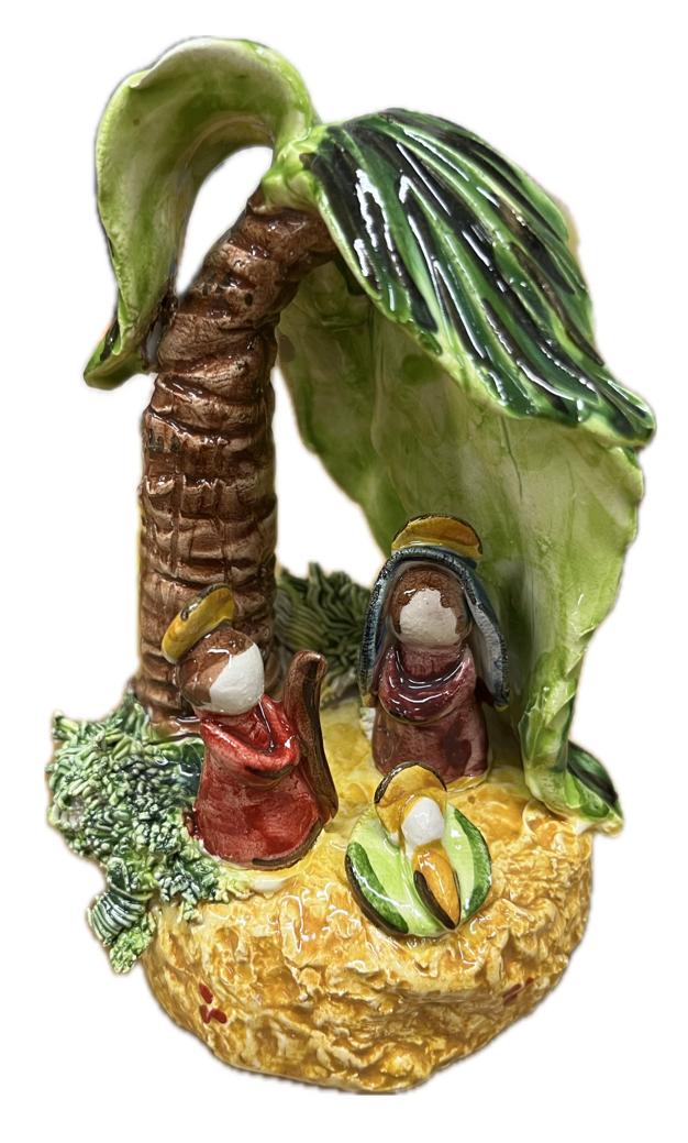Presepe in ceramica con albero Produzione artigianale di Caltagirone H 11cm