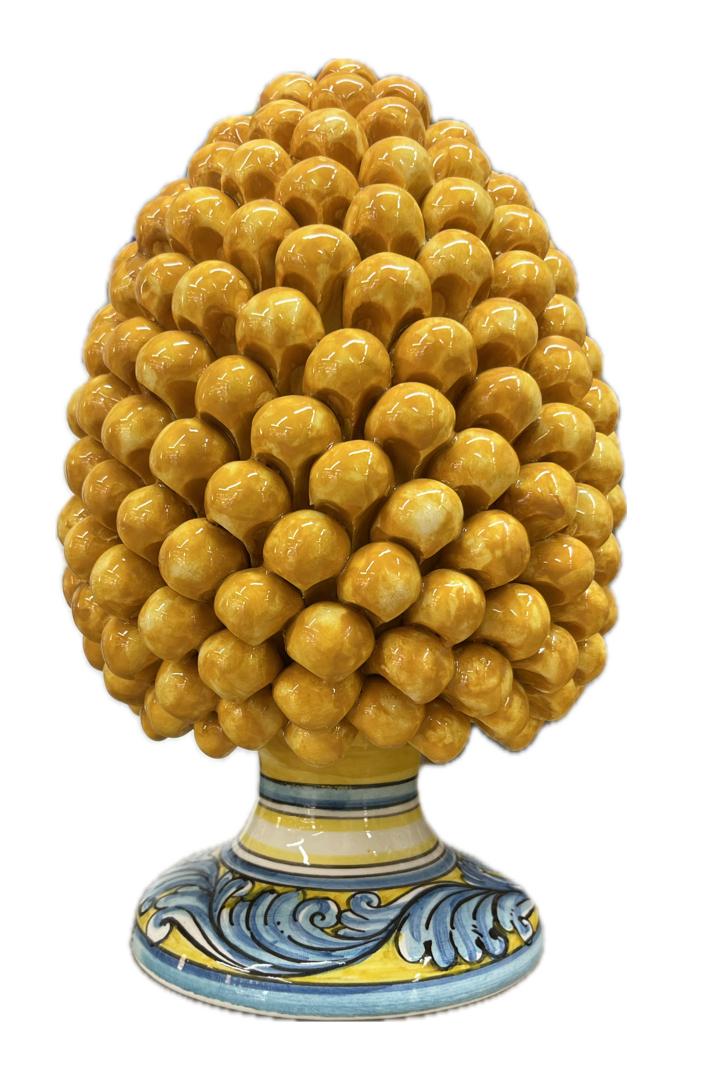 Pigna siciliana in ceramica giallo ocra con base decorata Produzione artigianale di Caltagirone h.30cm