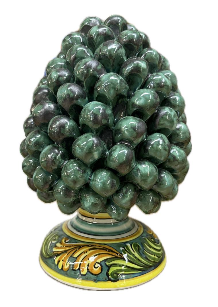 Pigna siciliana in ceramica verde ramina Produzione artigianale di Caltagirone h.20cm