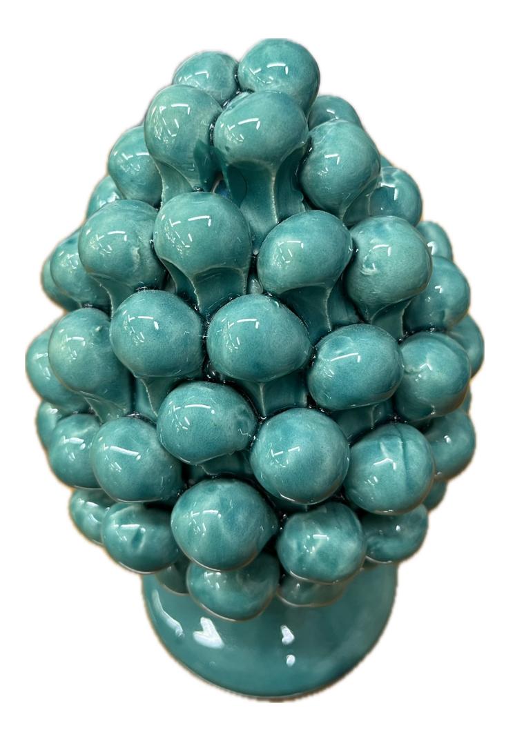 Pigna siciliana in ceramica monocolore verde acqua Produzione artigianale di Caltagirone H 15cm