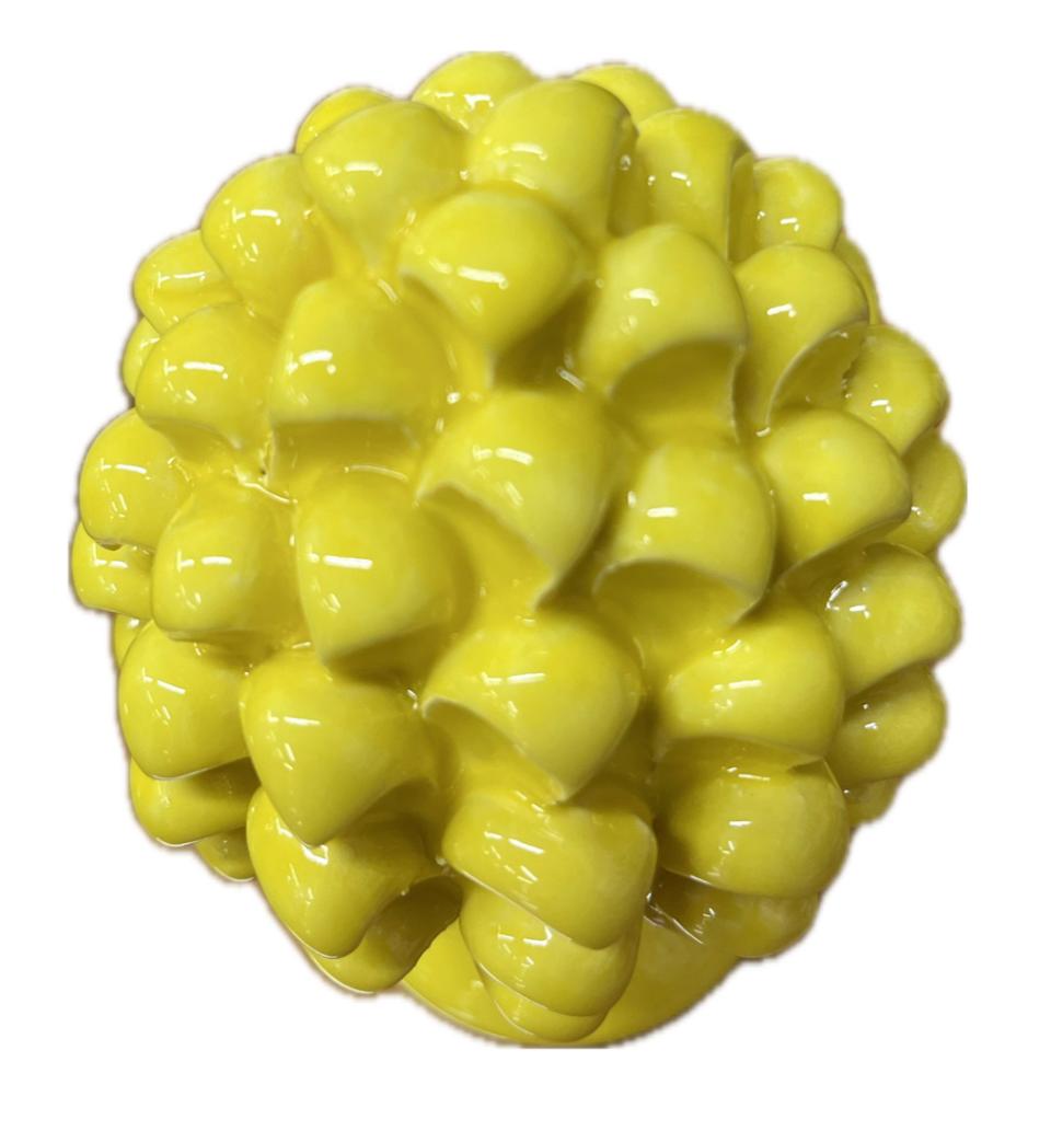 Pigna siciliana in ceramica monocolore giallo limone Produzione artigianale di Caltagirone H 12cm