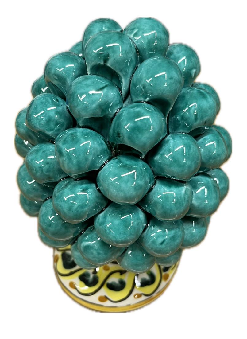 Pigna siciliana in ceramica con piede decorato verde Produzione artigianale di Caltagirone H 15cm