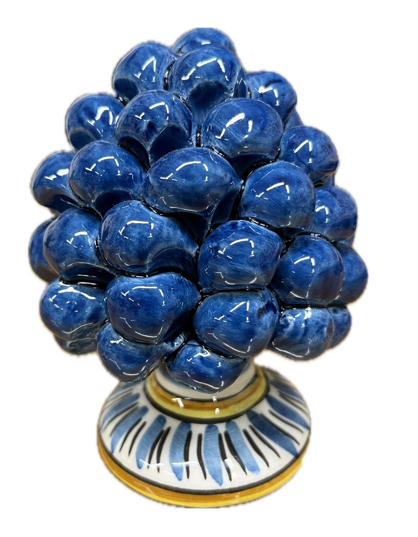 Pigna siciliana in ceramica con piede decorato blu Produzione artigianale di Caltagirone H 12cm