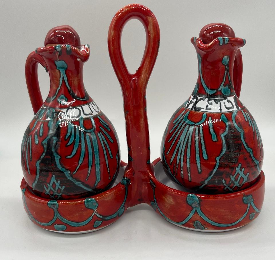 Set olio e aceto con cestello decoro ceramica rossa Produzione artigianale Santo Stefano di Camastra h.15cm