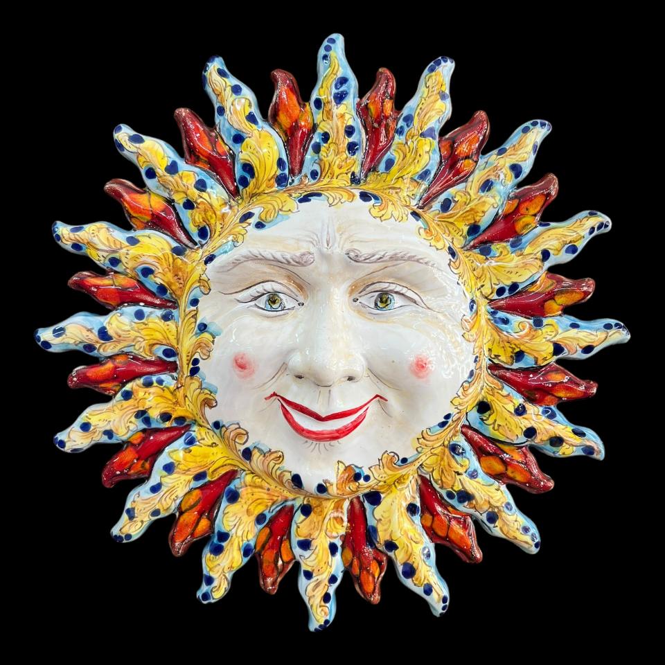 Sole in ceramica da parete linea rossa decoro giallo bianco e rosso Produzione artigianale di Santo Stefano di Camastra Diametro 40cm