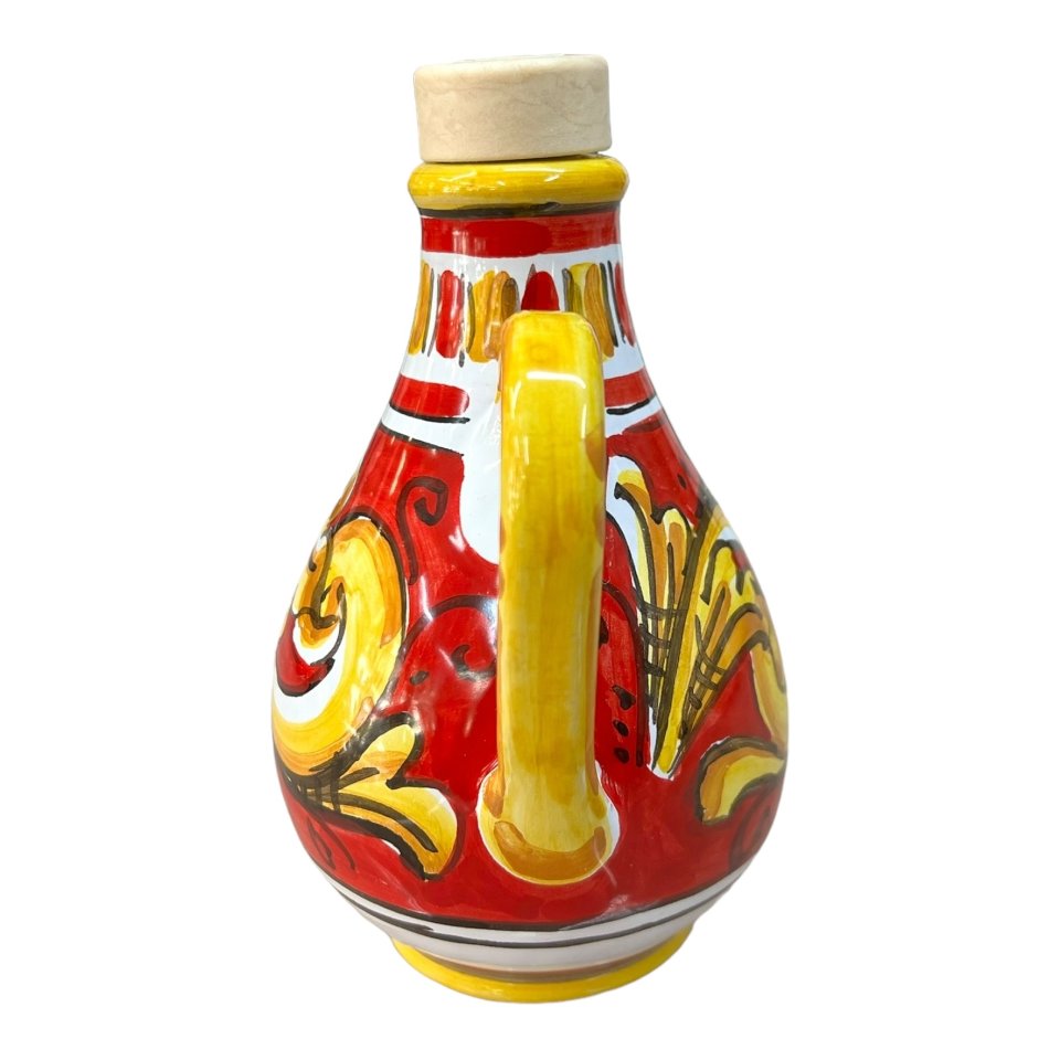 Oliera con manico in ceramica siciliana decoro ornato giallo e rosso Produzione artigianale di Caltagirone h.15cm