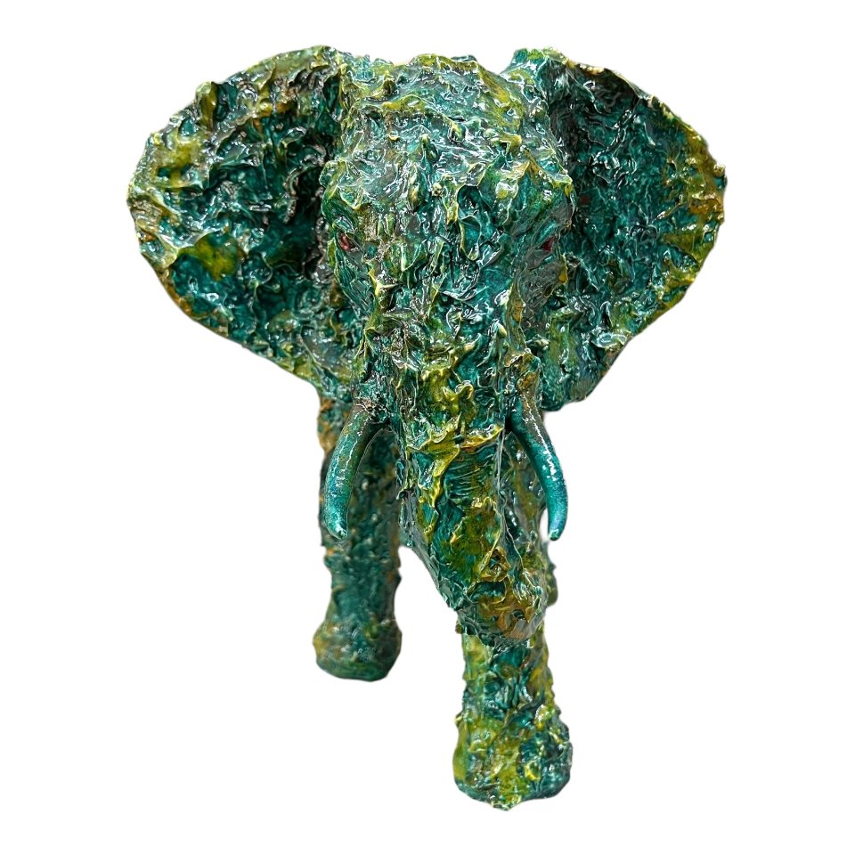 Elefante portafortuna gigante in ceramica siciliana colore verde Produzione artigianale di Palermo lunghezza 45cm