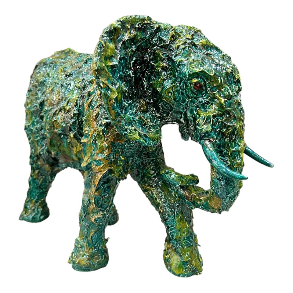 Elefante portafortuna gigante in ceramica siciliana colore verde Produzione artigianale di Palermo lunghezza 45cm