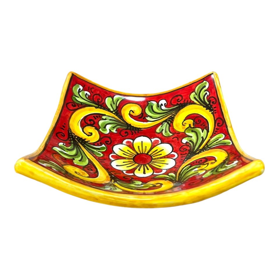 Svuota tasche/Porta caramelle in ceramica siciliana decoro ornato floreale giallo su fondo rosso Produzione artigianale di Caltagirone Lunghezza 25cm