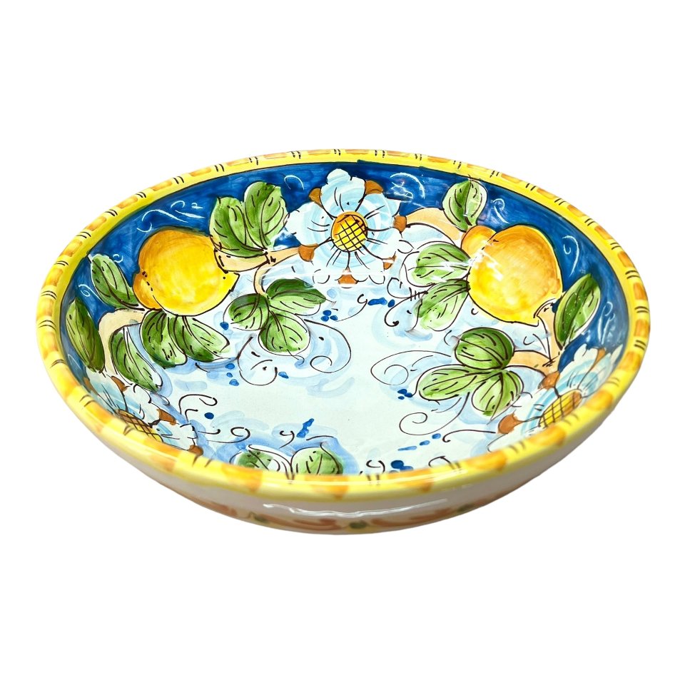 Ciotola centrotavola in ceramica siciliana con limoni e margherite Produzione artigianale di Santo Stefano di Camastra Diametro 30cm