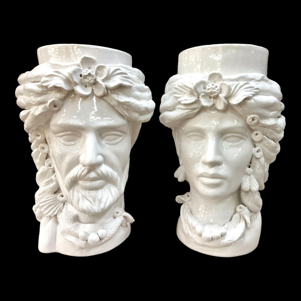 Teste di moro monocolore bianca con turbante Produzione artigianale  di Caltagirone h.40cm