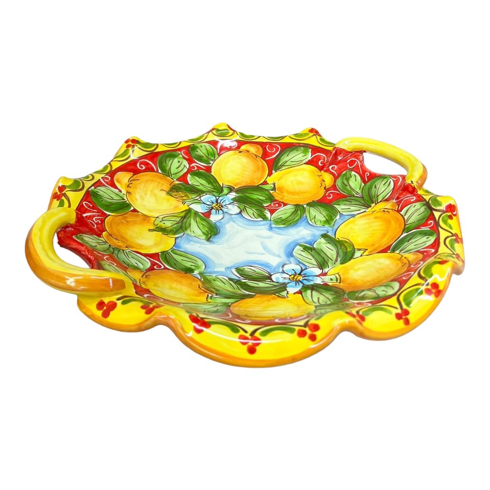Centrotavola smerlato con manici con limoni decoro ornato barocco giallo e rosso Produzione artigianale di Santo Stefano di Camastra Diametro 30cm