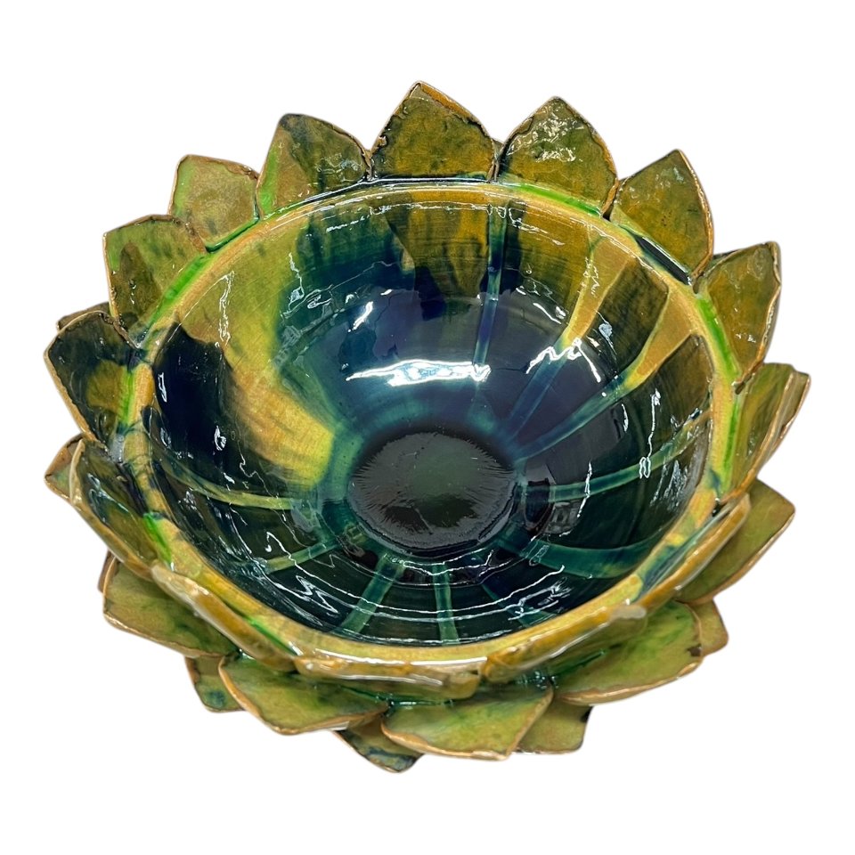 Centrotavola foglie di carciofo decoro verde kaleido Produzione artigianale di Santo Stefano di Camastra Diametro 20cm