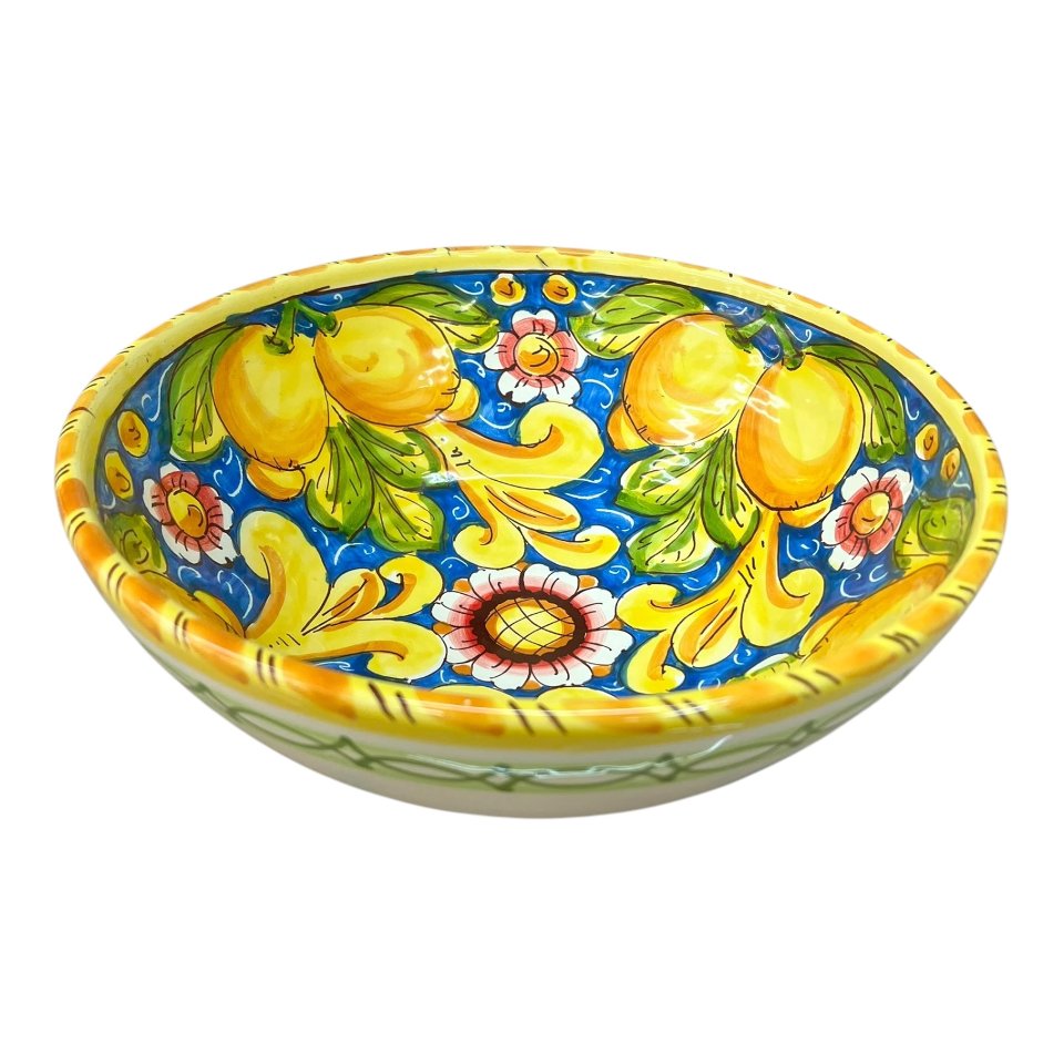 Ciotola centrotavola in ceramica siciliana con limoni decoro floreale fondo blu Produzione artigianale di Santo Stefano di Camastra Diametro 25cm