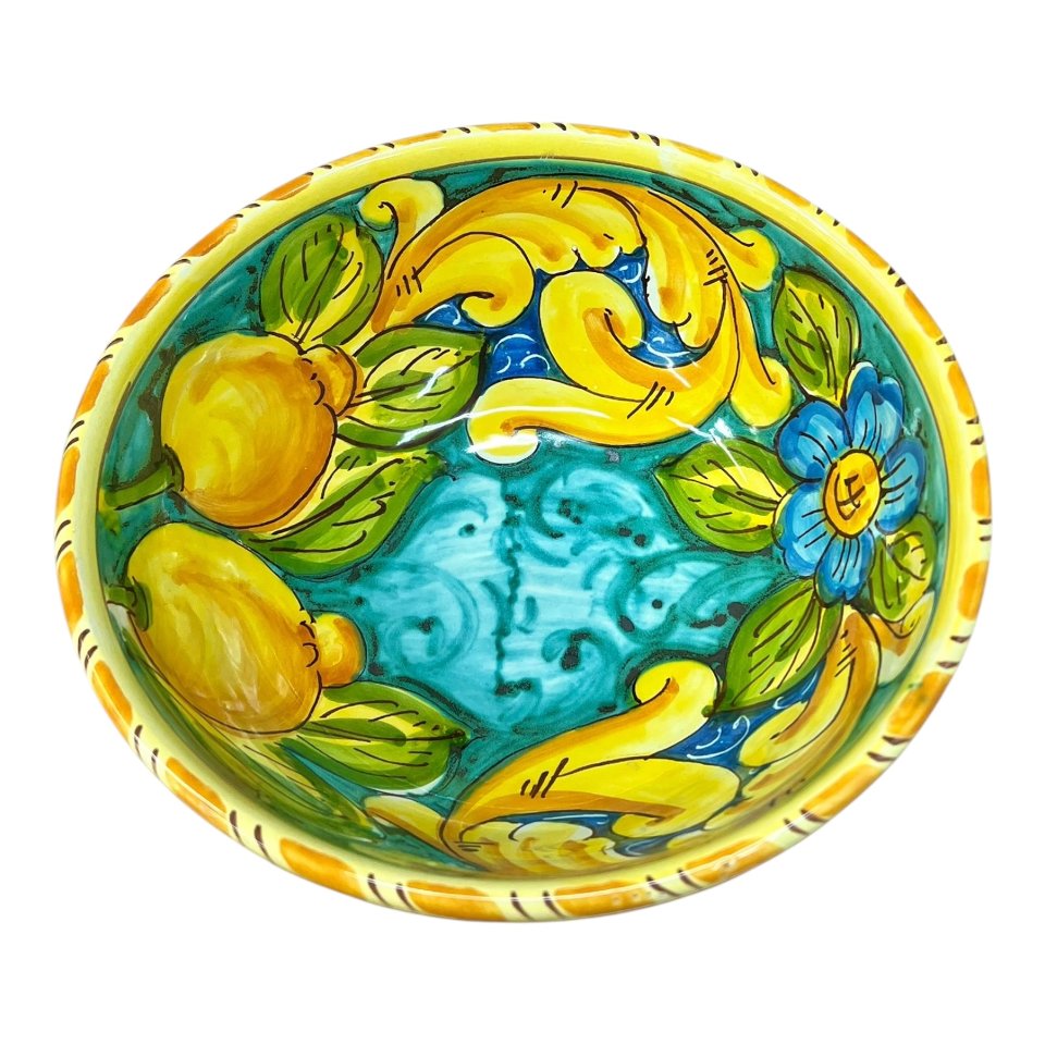 Ciotola centrotavola in ceramica siciliana con limoni decoro ornato fondo verde ramina Produzione artigianale di Santo Stefano di Camastra Diametro 20cm