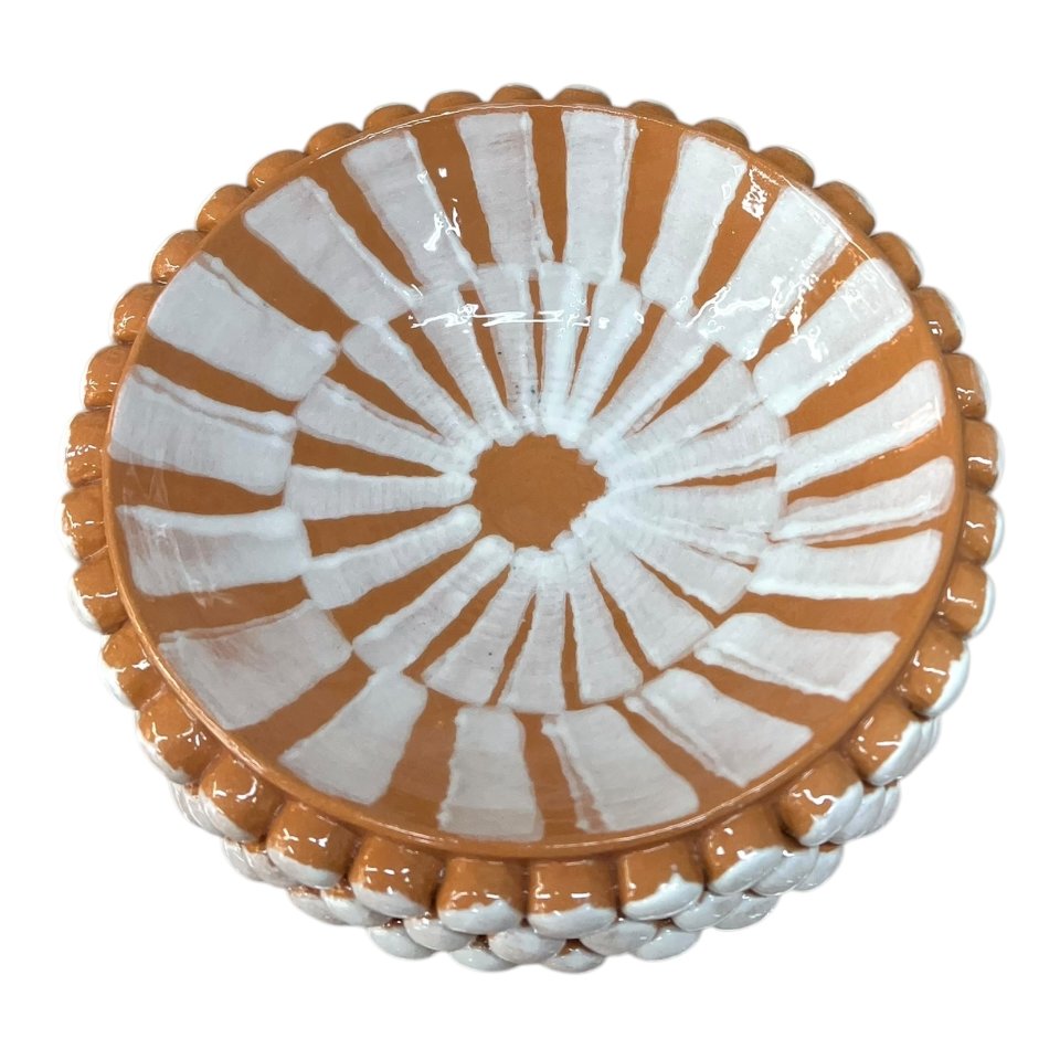 Ciotola pigna svuota tasche o porta caramelle in ceramica siciliana decoro bianco e terracotta Produzione artigianale di Santo Stefano di Camastra Diametro 18cm