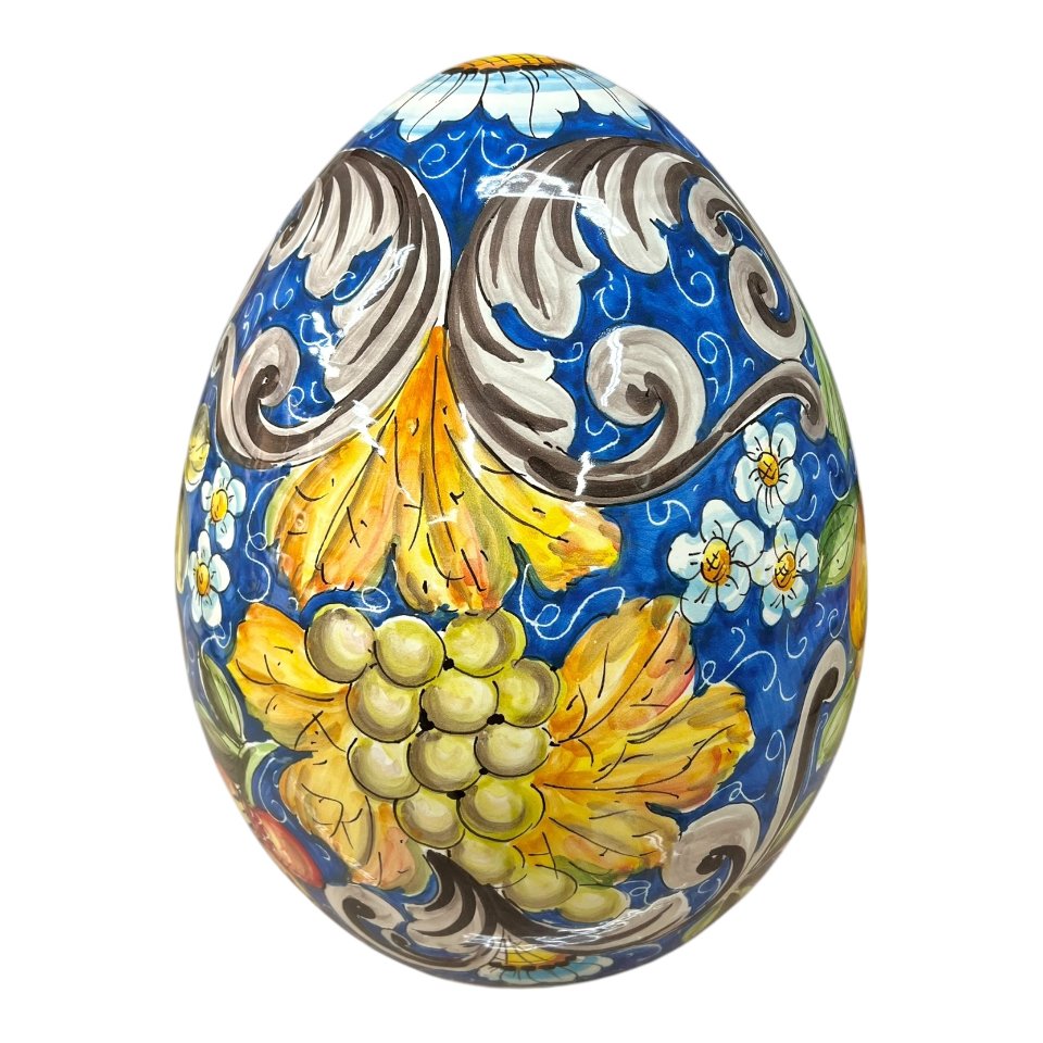 Uovo di Pasqua gigante in ceramica siciliana decoro ornato con limoni, arance e uva Produzione artigianale di Santo Stefano di Camastra h.43cm