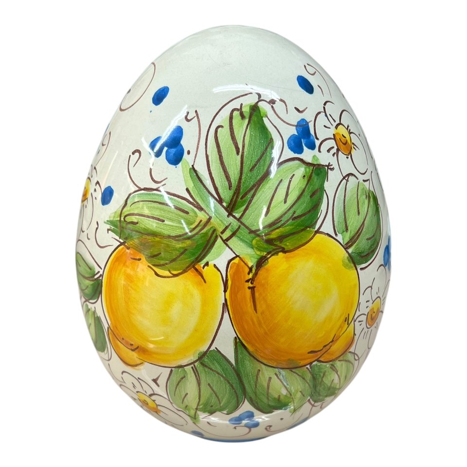 Uovo di Pasqua in ceramica siciliana con limoni e margherite fondo bianco Produzione artigianale di Santo Stefano di Camastra h.20cm