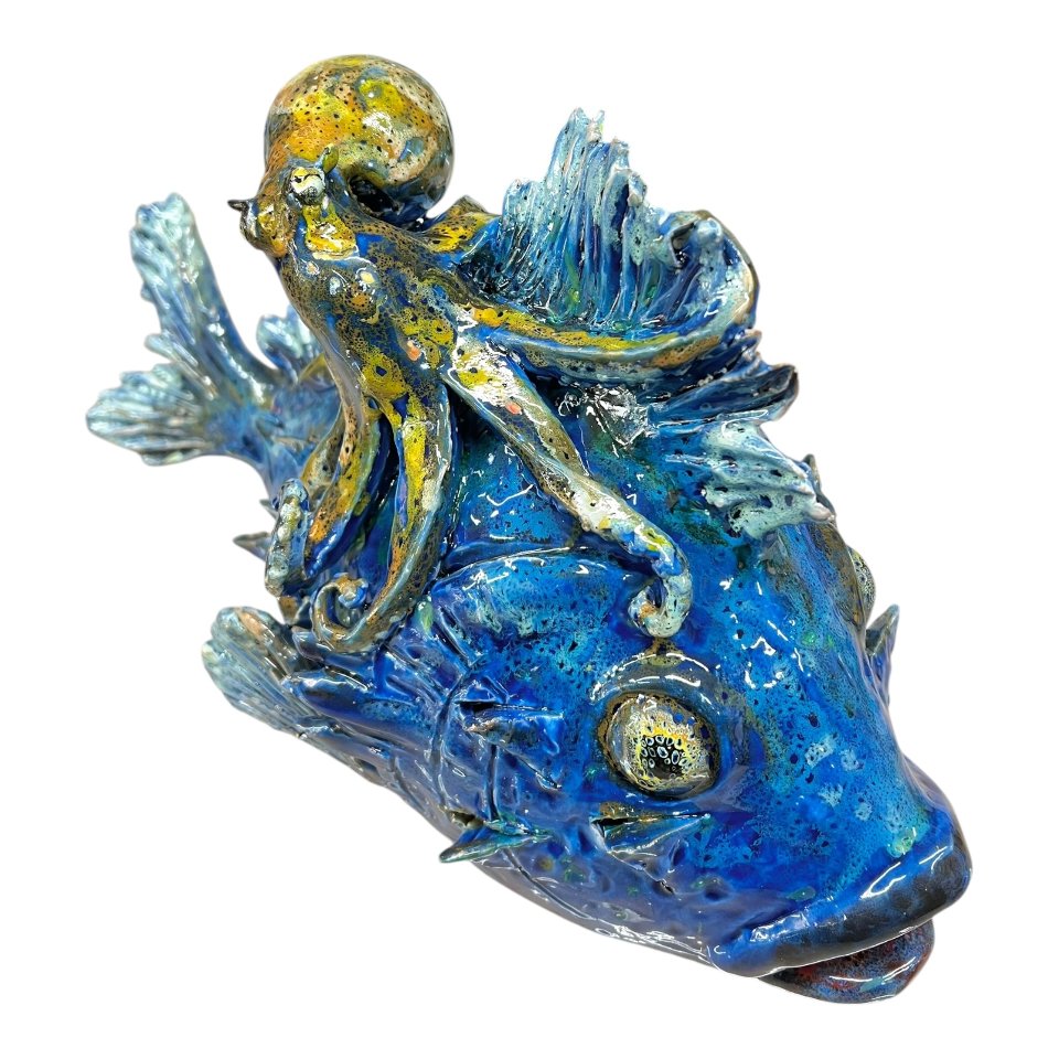 Scultura Polpo in ceramica siciliana decoro blu marino e giallo Produzione artigianale di Palermo lunghezza 40cm