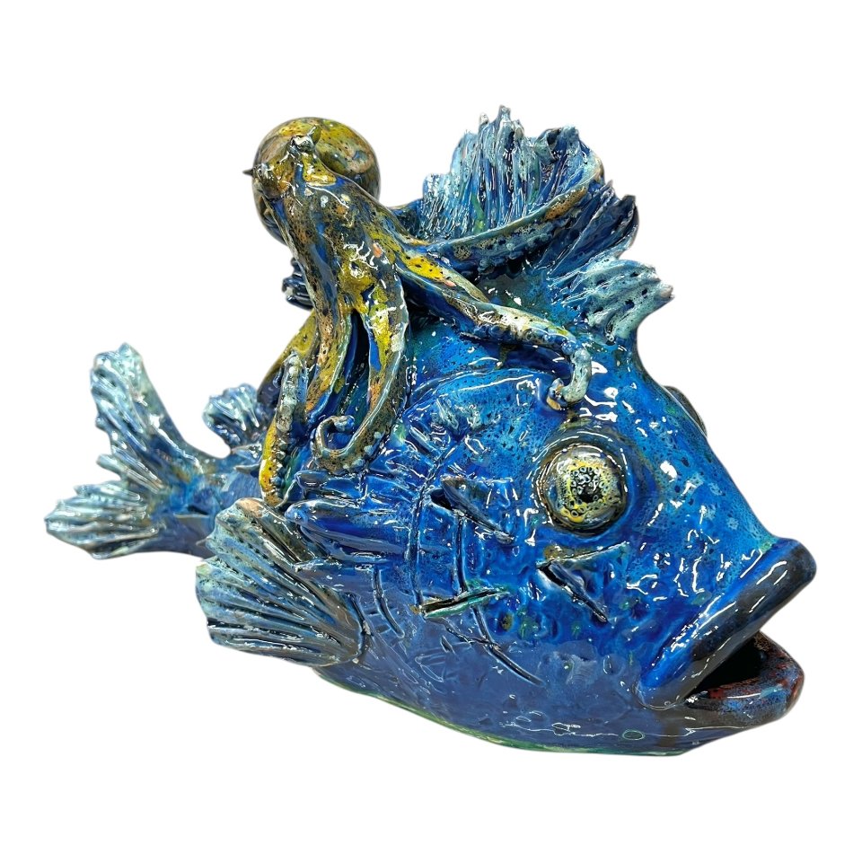 Scultura Polpo in ceramica siciliana decoro blu marino e giallo Produzione artigianale di Palermo lunghezza 40cm