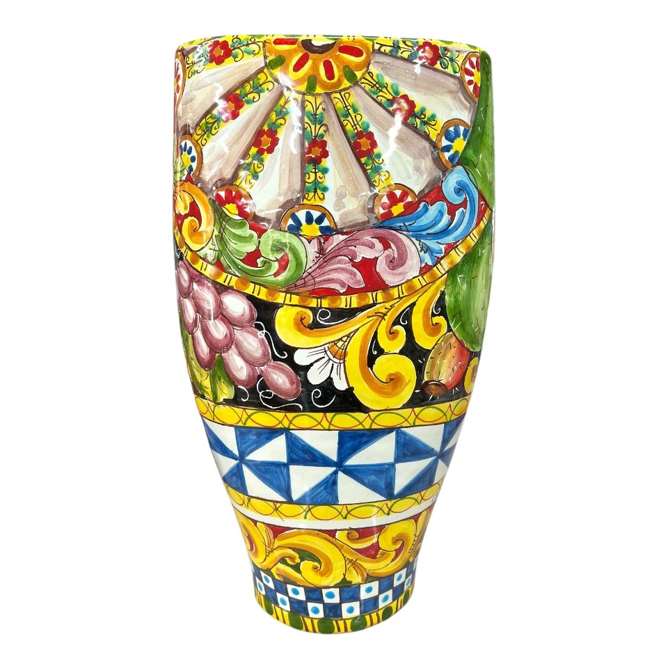 Vaso schiacciato in ceramica siciliana decoro con ruota di carretto e frutta Produzione artigianale di Santo Stefano di Camastra h.40cm