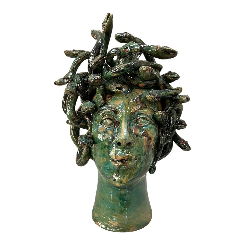 Testa di moro collezione I Miti modello Medusa decoro verde con sfumature terracotta Produzione artigianale di Palermo h.40cm