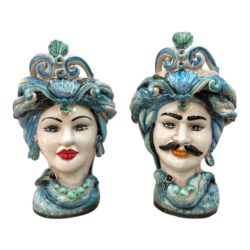 Coppia Teste di moro in ceramica siciliana con corona e turbante decoro blu e nero Produzione artigianale di Caltagirone h.30cm