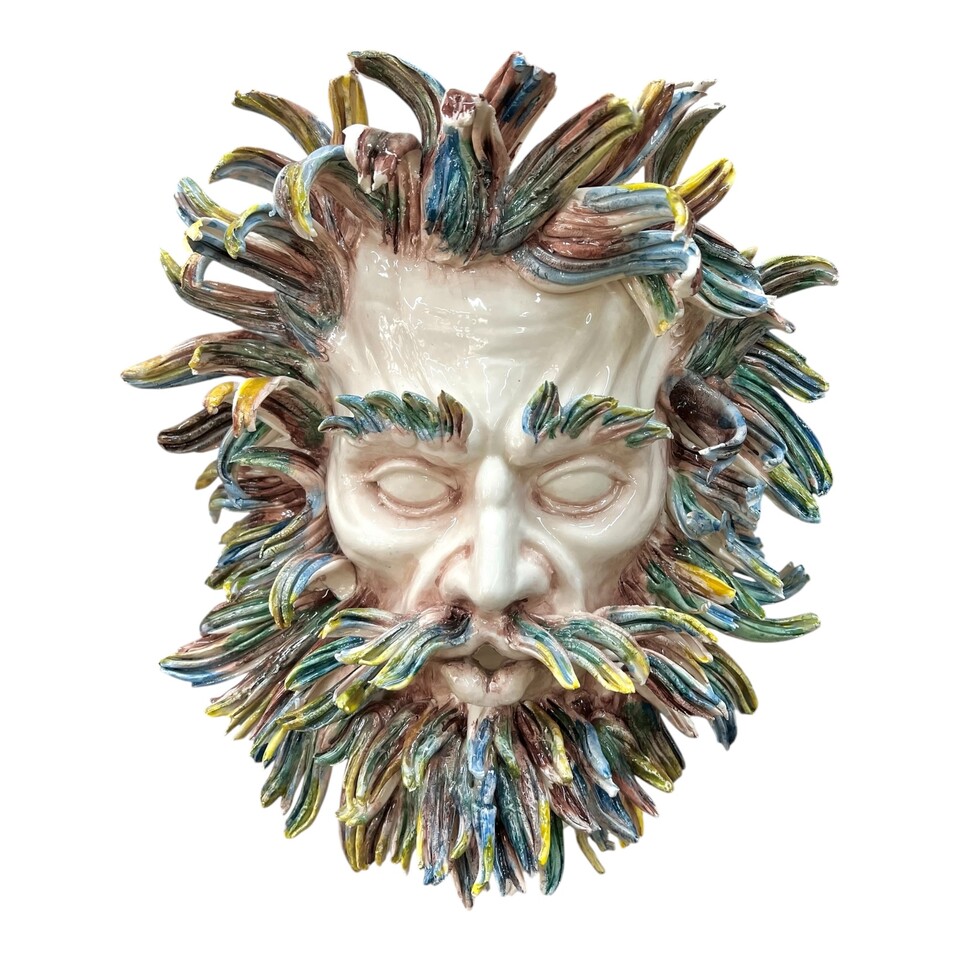 Testa di moro collezione I Miti modello Eolo decoro bianco panna Produzione artigianale di Caltagirone h.40cm