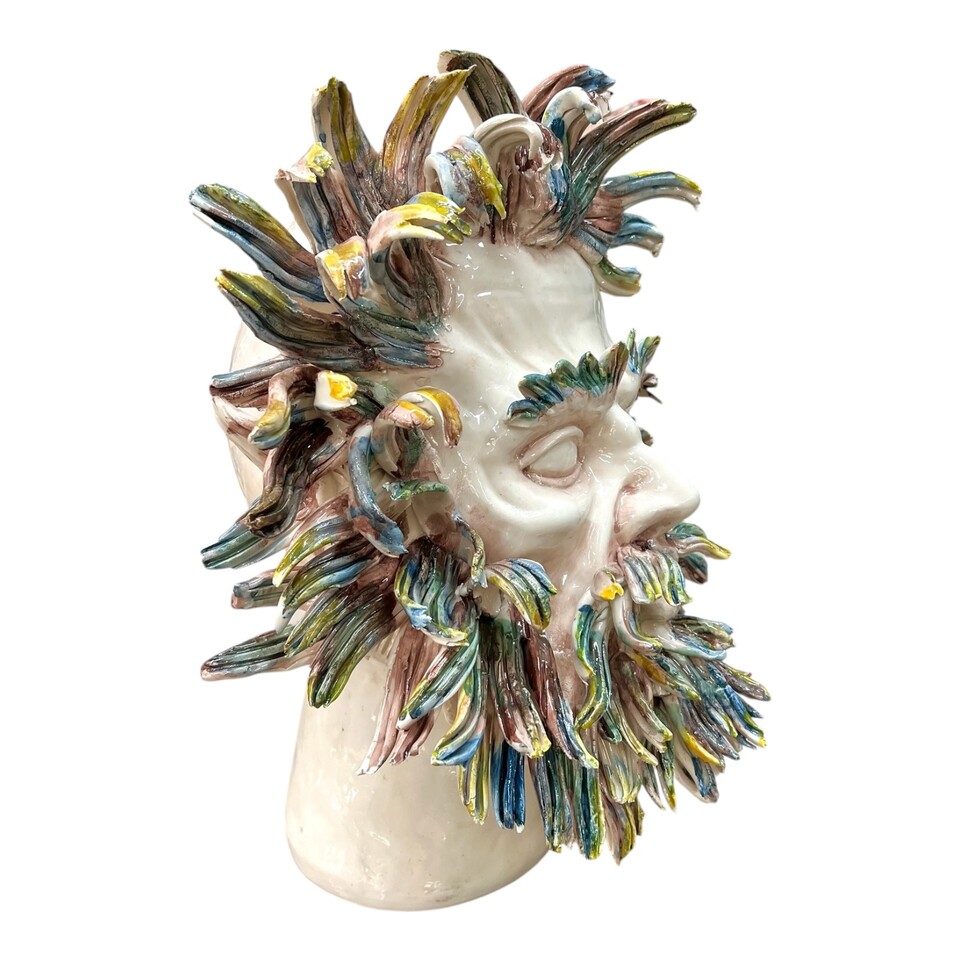 Testa di moro collezione I Miti modello Eolo decoro bianco panna Produzione artigianale di Caltagirone h.40cm