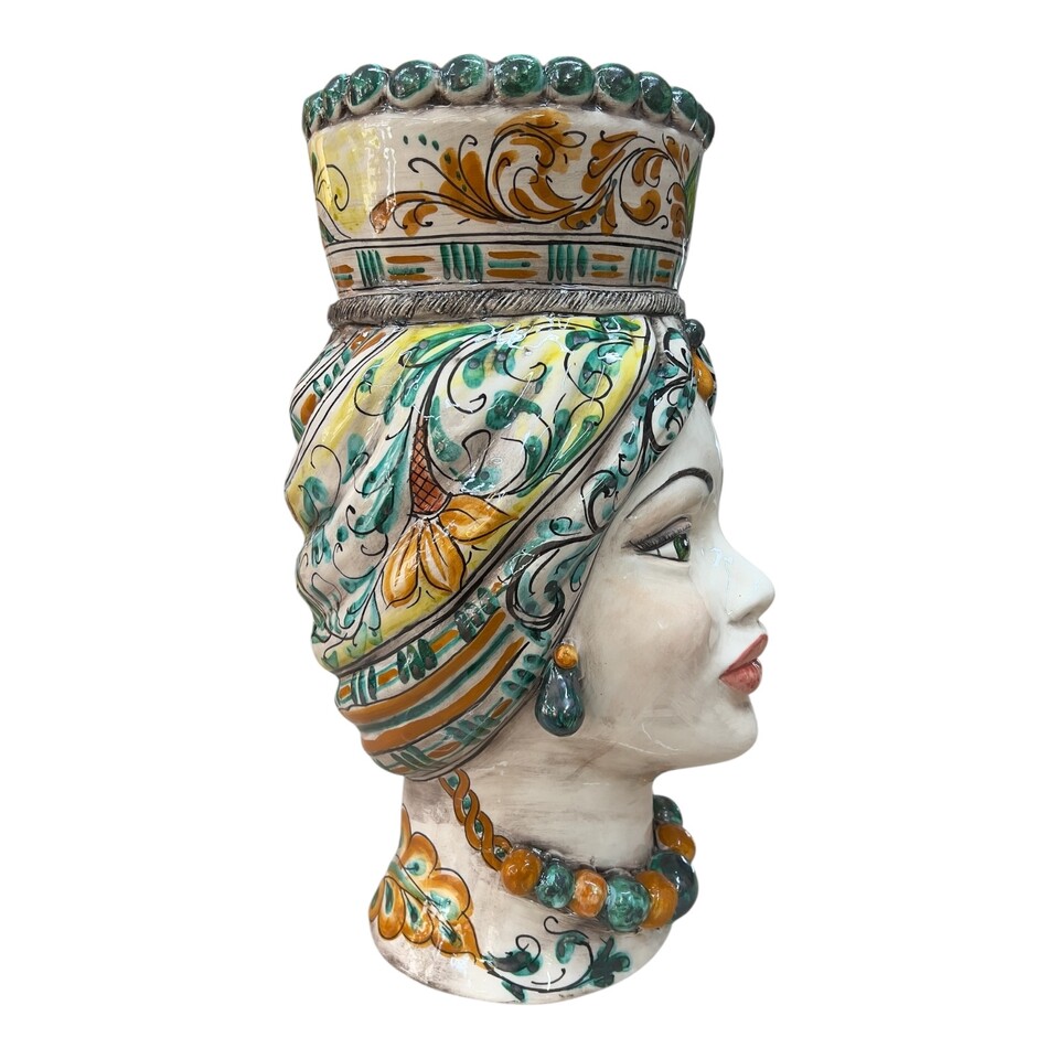 Coppia Teste di moro in ceramica siciliana decoro seicento verde Produzione artigianale di Santo Stefano di Camastra h.40cm