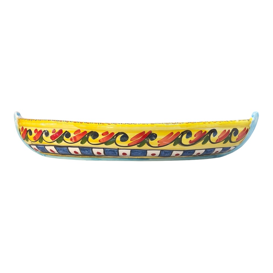 Piatto centrotavola forma barca in ceramica sicilia decoro carretto siciliano Produzione artigianale di Santo Stefano di Camastra Lunghezza 37cm
