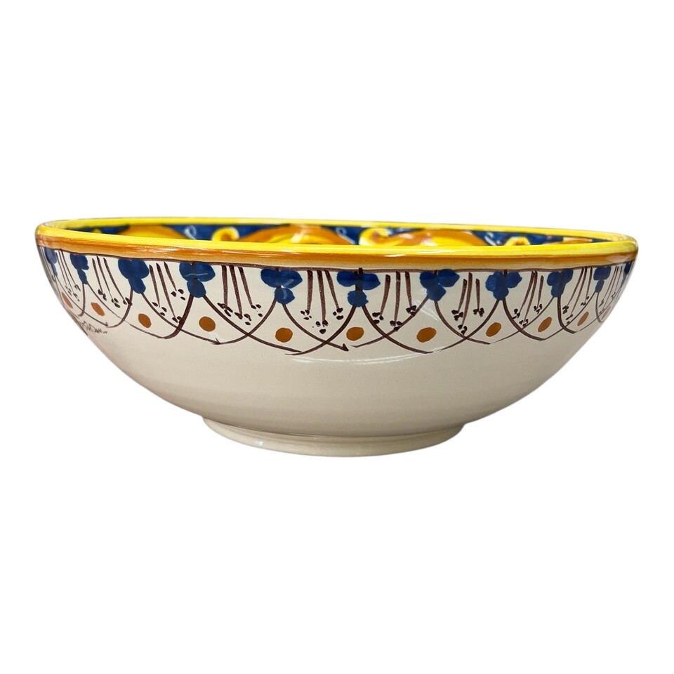 Ciotola centrotavola in ceramica siciliana decoro ornato giallo fondo blu con limoni Produzione artigianale di Santo Stefano di Camastra Diametro 30cm