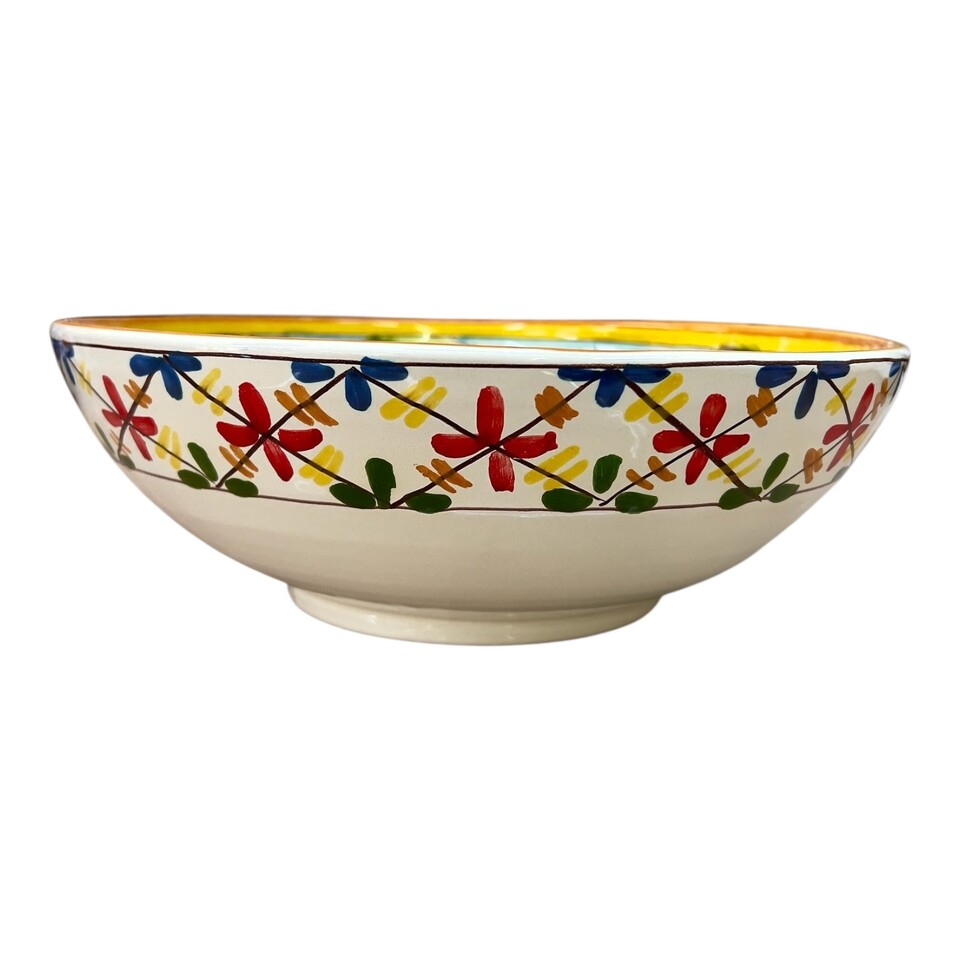 Ciotola centrotavola in ceramica siciliana decoro con fichi d’india fondo celeste Produzione artigianale di Santo Stefano di Camastra Diametro 30cm