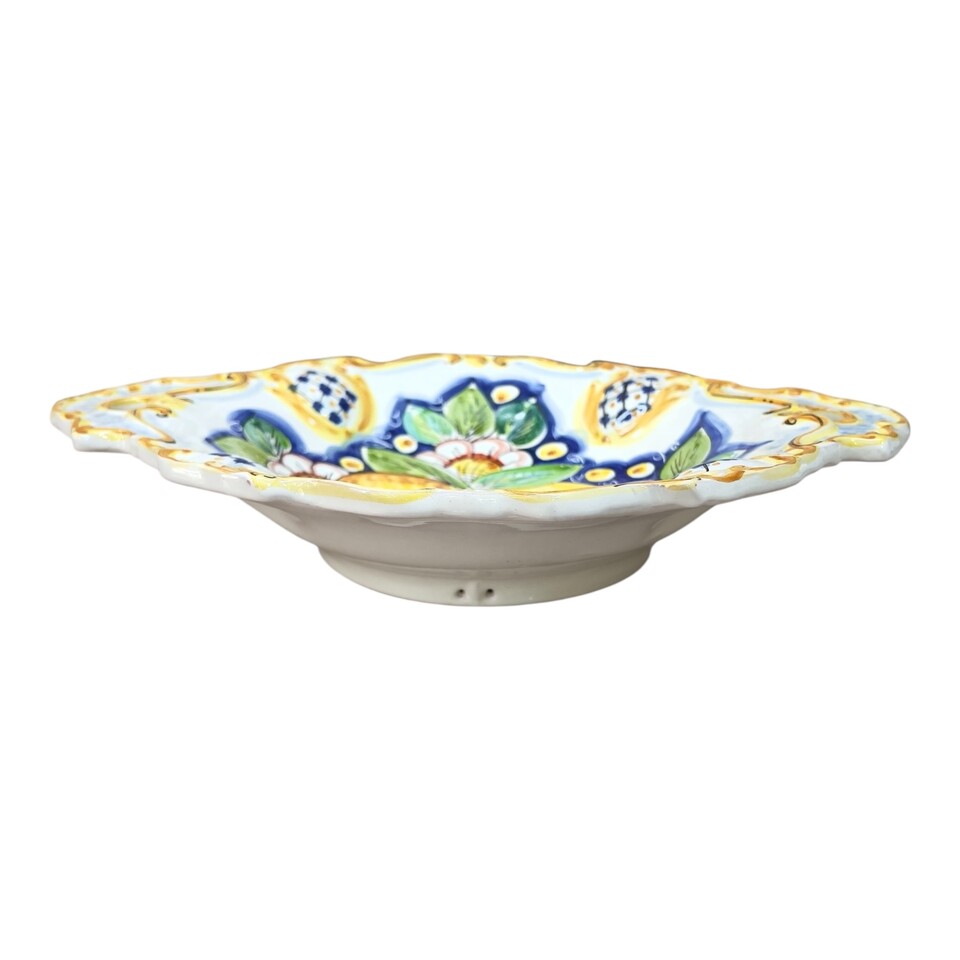 Centrotavola barocco con manici in ceramica siciliana decoro blu con limoni Produzione artigianale di Caltagirone Lunghezza 37cm