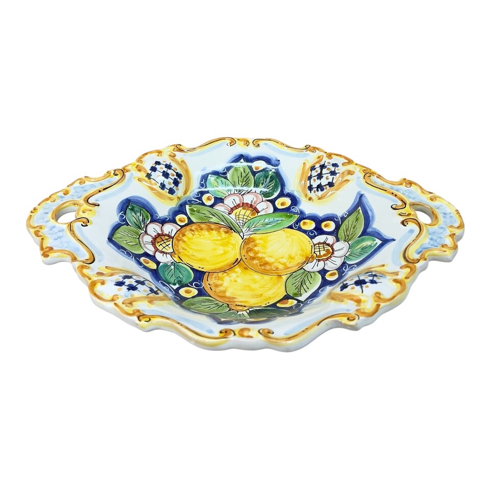 Centrotavola barocco con manici in ceramica siciliana decoro blu con limoni Produzione artigianale di Caltagirone Lunghezza 37cm